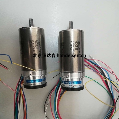 maxon直流電機(jī)DC-max系列 maxon motor電動(dòng)汽車，汽車工業(yè)和機(jī)器人技術(shù)的驅(qū)動(dòng)系統(tǒng)，maxon motor電動(dòng)驅(qū)動(dòng)系統(tǒng)對(duì)我們的日常生活和出行產(chǎn)生重大影響。30年前，無法想象自動(dòng)送貨機(jī)器人會(huì)將披薩或包裹帶到我們的前門。越來越多的人正在使用電動(dòng)自行車或電動(dòng)踏板車進(jìn)行通勤和娛樂。無論是在路上，在賽道上，在物流中心內(nèi)還是在水下，maxon機(jī)電一體化系統(tǒng)都能使您安全可靠地行駛。  maxon直流電機(jī)DC-max系列系列： maxon DC-max 電機(jī)以最小的體積實(shí)現(xiàn)最大的性能和無與倫比的性價(jià)比。 maxon有刷直流電機(jī)DC-max系列DC-max 16：轉(zhuǎn)速：4840 轉(zhuǎn)/分，電流：14.8 毫安。 maxon有刷直流電機(jī)DC-max系列DC-max 22 ：轉(zhuǎn)速：4280 轉(zhuǎn)/分，電流：18.9 毫安。 maxon有刷直流電機(jī)DC-max系列DC-max 26：轉(zhuǎn)速：3790 轉(zhuǎn)/分，電流：22.2 毫安。  maxon直流電機(jī)DC-max系列電壓值： 標(biāo)稱電壓：6 V 空載速度：7890 轉(zhuǎn)/分 空載電流：14.8 毫安 額定轉(zhuǎn)速：4840 轉(zhuǎn)/分 額定扭矩（最大連續(xù)扭矩）：4.04 毫牛米 額定電流（最大連續(xù)電流）：0.575 安培 失速扭矩：10.5 毫牛米 失速電流：1.46 安培 最高效率：81 %  maxon直流電機(jī)DC-max系列特性 端子電阻：4.1 ? 端子電感<em></em>	0.14 毫高 扭矩常數(shù)<em></em>	7.19 毫牛米/安 速度恒定<em></em>	1330 轉(zhuǎn)/轉(zhuǎn)/V 速度/扭矩梯度<em></em>	758 轉(zhuǎn)/分 機(jī)械時(shí)間常數(shù)<em></em>	8.87 毫秒 轉(zhuǎn)子慣量<em></em>	1.12 克²  maxon直流電機(jī)DC-max系列熱數(shù)據(jù) 耐熱電阻外殼-環(huán)境<em></em>	29.8 千瓦 熱阻繞組外殼<em></em>	5.5 千米/瓦 熱時(shí)間常數(shù)繞組<em></em>	5.47 秒 熱時(shí)間常數(shù)電機(jī)<em></em>	288 秒 環(huán)境溫度<em></em>	-30°C以上 最高繞組溫度<em></em>	+85 °C  maxon直流電機(jī)DC-max系列型號(hào) maxon-DC-max 16 maxon-DC-max 22  maxon-DC-max 26   maxon直流電機(jī)DC-max系列
